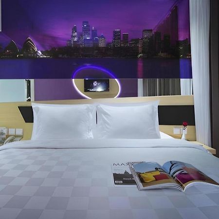 G Suites Hotel By Amithya Surabaya Eksteriør bilde