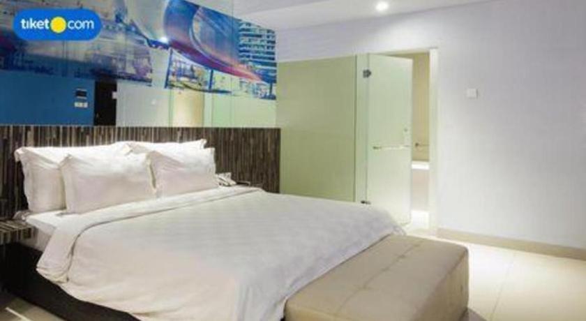 G Suites Hotel By Amithya Surabaya Eksteriør bilde